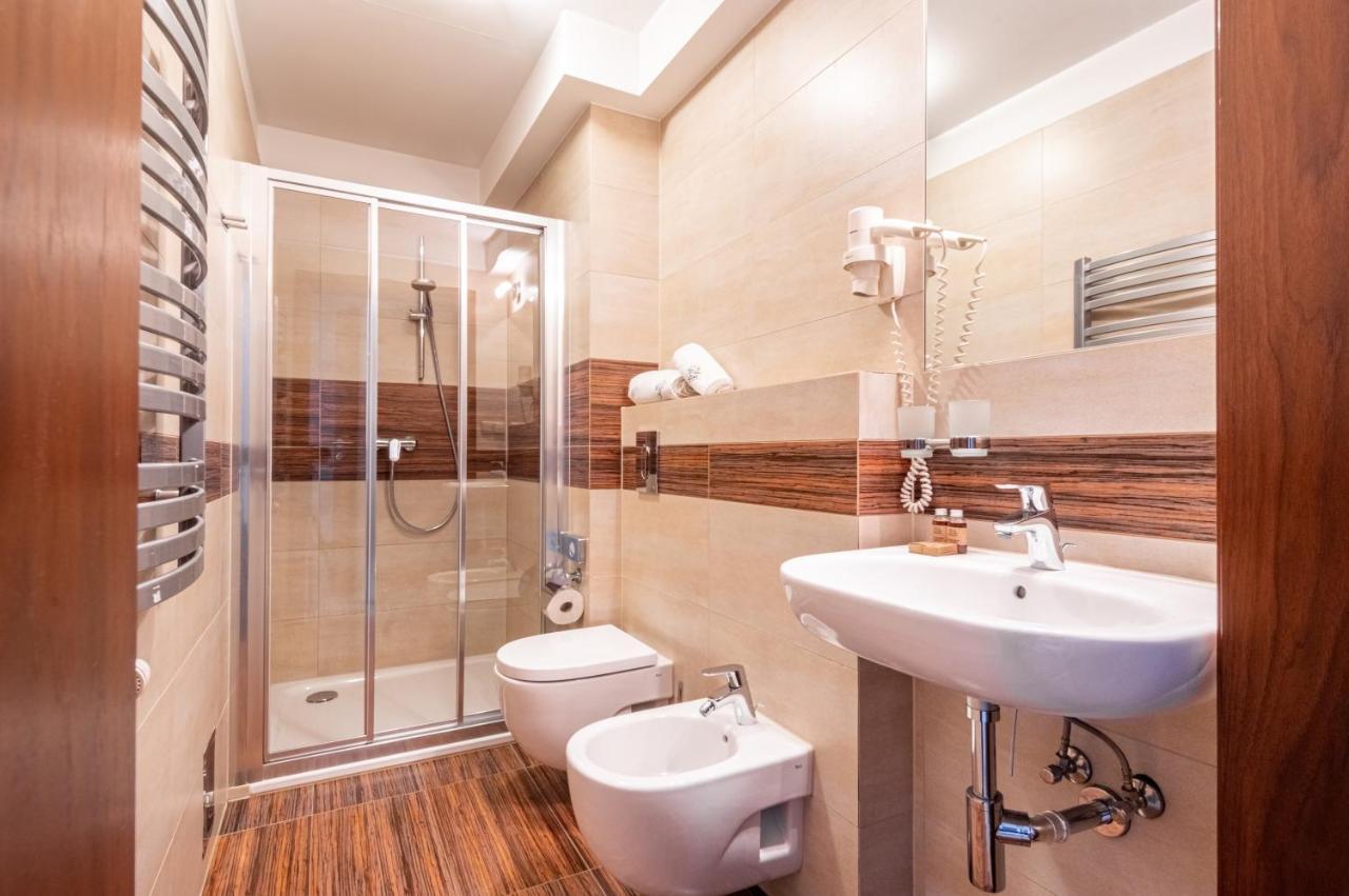 Hotel Willa Pod Skocznia Закопане Екстер'єр фото