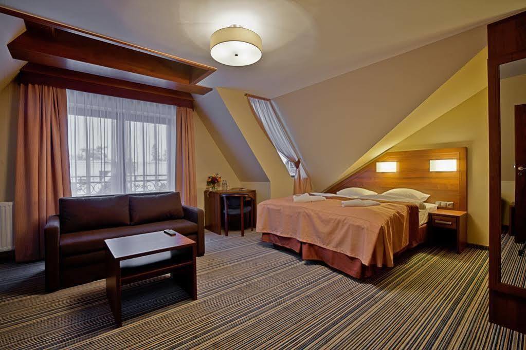 Hotel Willa Pod Skocznia Закопане Екстер'єр фото